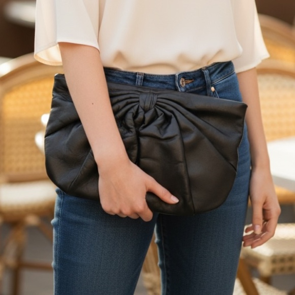 Vintage Margolm 100% Leather Clutch Handbag